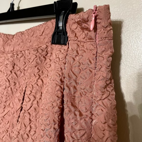Bubble Embossed Pleated Skirt in Blush - Picture 4 of 6